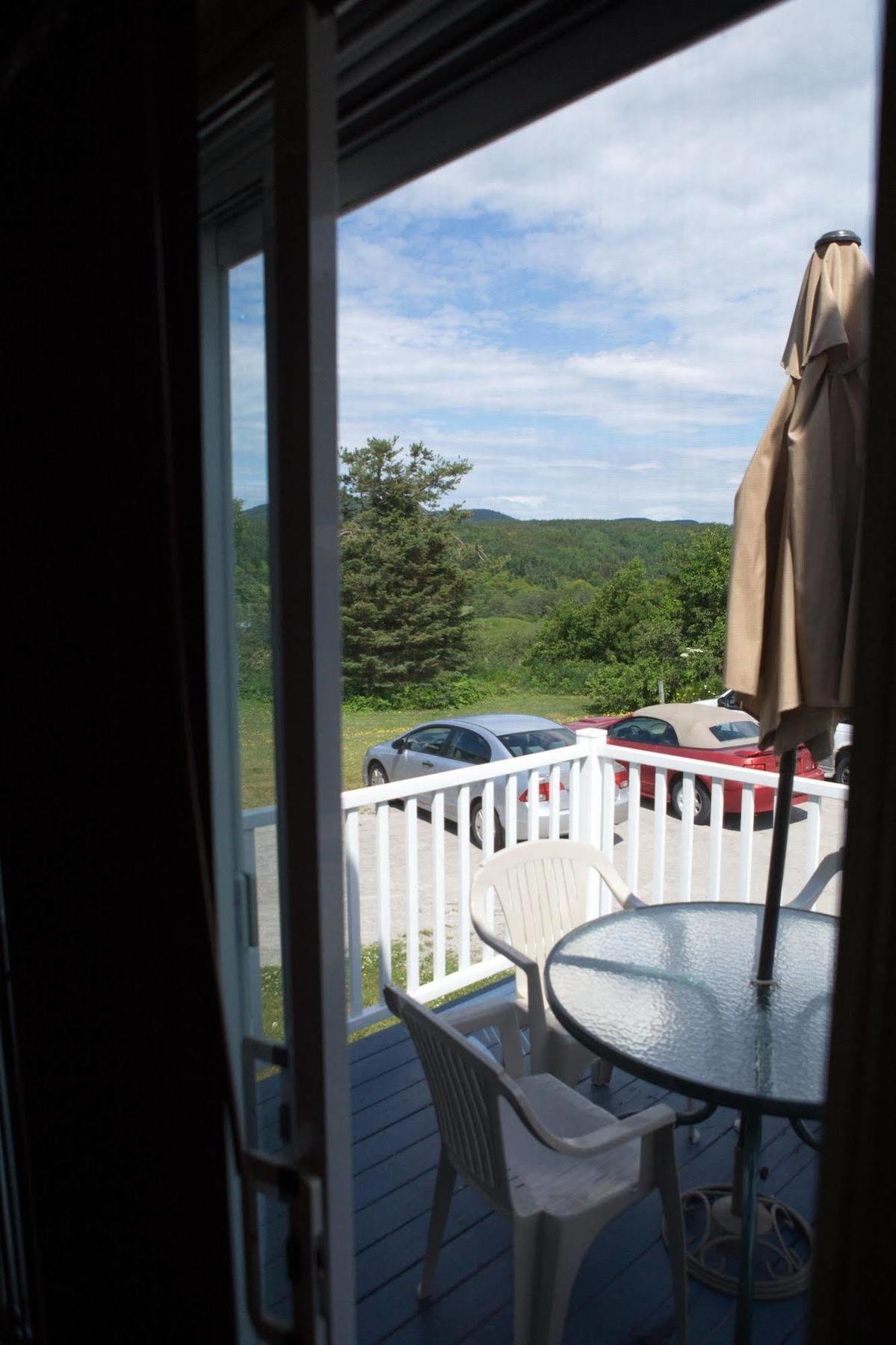 Les Appartements De La Bergeronnette Grandes-Bergeronnes Luaran gambar